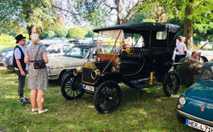 Foto vom Picknick der »Herner Oldies« auf Schloss Bladenhorst am 07.09.2025